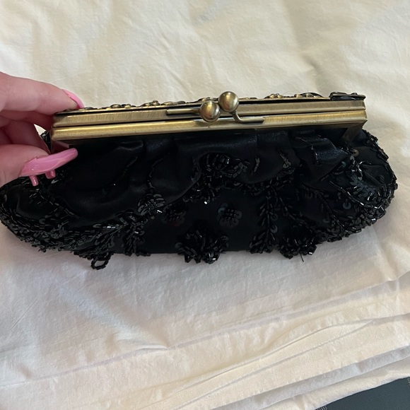 Vintage Victorian Style Beaded Evening Clutch - Picture 4 of 5